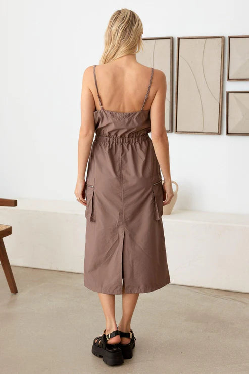 Adjustable Strap Toggle Draw String Cargo Midi Dress